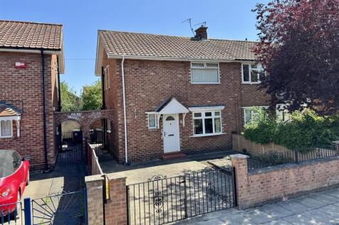 2 bedroom semi-detached house for sale