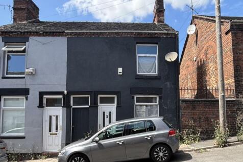 2 bedroom end of terrace house for sale