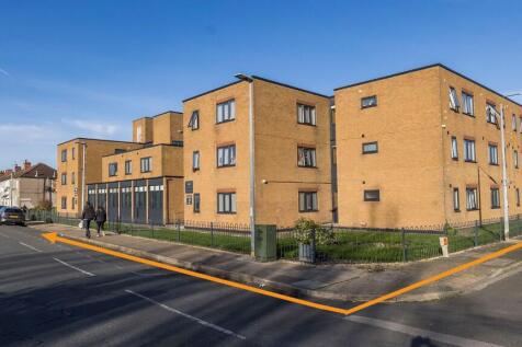 46 bedroom block of apartments for sale