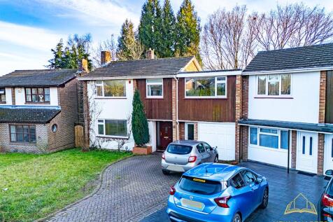 5 bedroom semi-detached house for sale