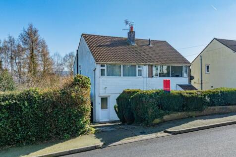 2 bedroom semi-detached house for sale