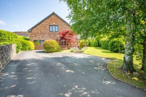 Greenhill Way, Crickhowell NP8 3 bed detached bungalow for sale