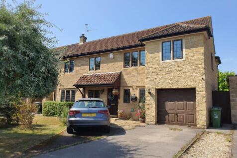 Matfurlong Close, Martock, Somerset... 4 bed detached house for sale