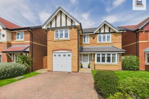 4 bedroom detached house for sale