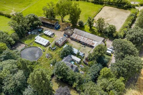 4 bedroom farm house for sale