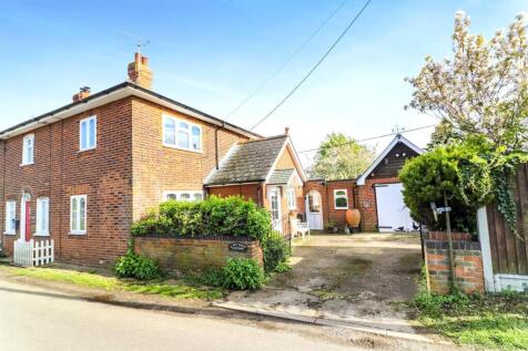 3 bedroom cottage for sale