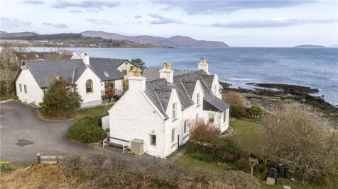 6 bedroom house for sale