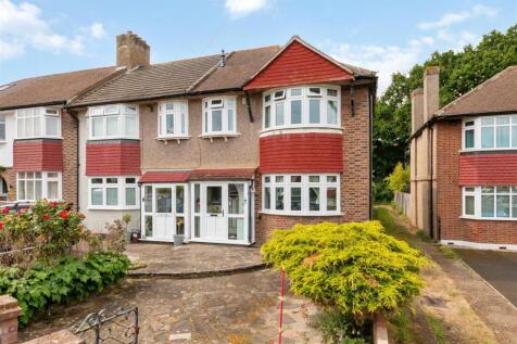 3 bedroom end of terrace house for sale