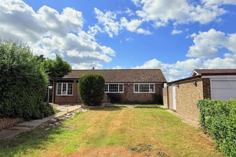 Filby Close, Filby 3 bed detached bungalow for sale