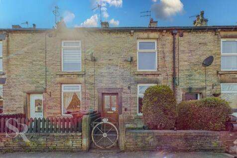 Buxton Road, Furness Vale, SK23 3 bed property for sale