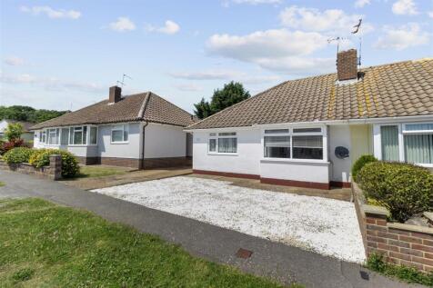 Grosvenor Close, Polegate BN26 2 bed semi