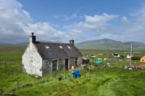 Half of 7 Clachan, Staffin, Scotland... 1 bed parking for sale
