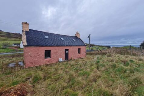 Detached house for sale