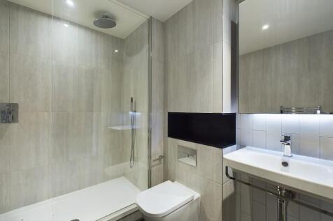 Studio flat for sale