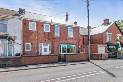 Barnsley Road, Goldthorpe, Rotherham 6 bed end of terrace house for sale