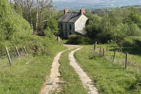 Detached house for sale
