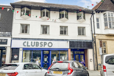 Terraced house for sale