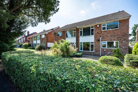 2 bedroom ground floor maisonette for sale