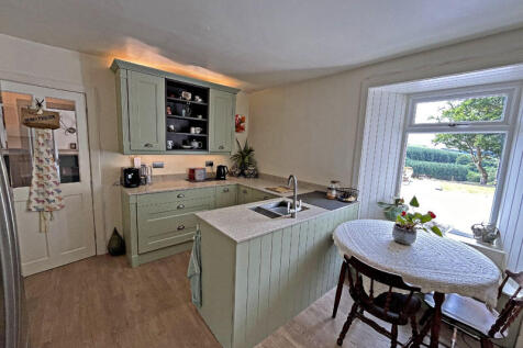 4 bedroom smallholding for sale