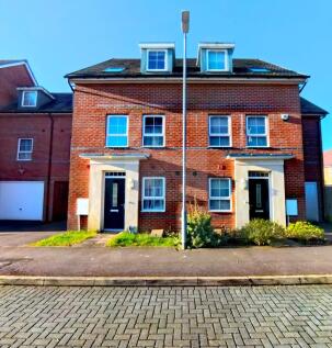 5 bedroom semi-detached house for sale