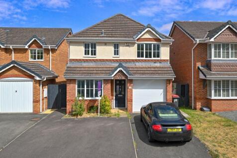 Brockford Glade, Shawbirch, TF1 3 bed detached house for sale