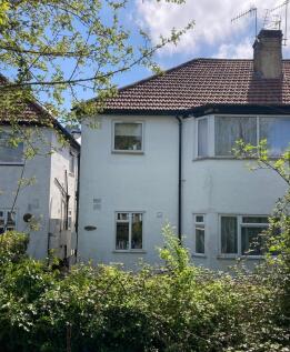 2 bedroom maisonette for sale