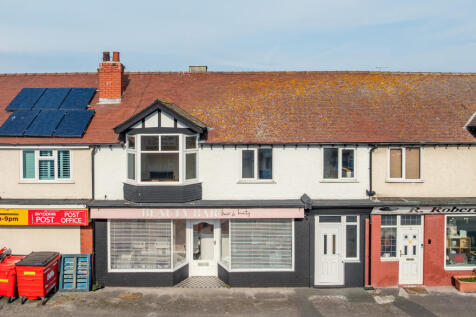 First Floor Flat, 3 Church Drive... 2 bed flat for sale