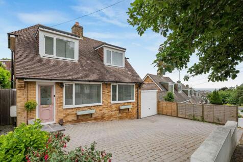 Lustrells Vale, Saltdean, BN2 4 bed detached house for sale