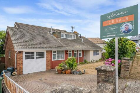 Winton Avenue, Saltdean, BN2 5 bed detached house for sale
