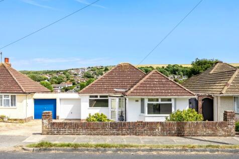 Perry Hill, Saltdean, BN2 2 bed detached house for sale