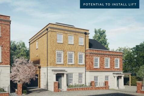 4 bedroom semi-detached house for sale