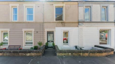 2 bedroom maisonette for sale