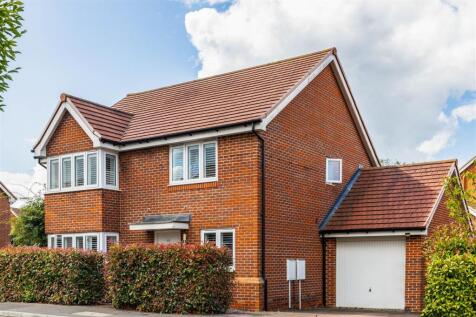 Iden Hurst, Hurstpierpoint BN6 4 bed detached house for sale