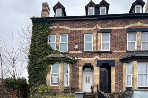5 bedroom terraced house for sale