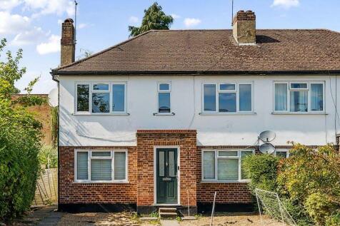 2 bedroom maisonette for sale