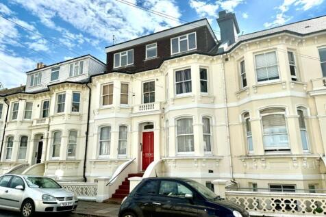 Flat 5, 5 Seafield Road, Hove... 2 bed apartment for sale