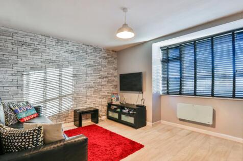 16 Palm Court, 38 Christchurch Road... 1 bed flat for sale