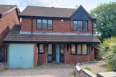 4 bedroom detached house for sale
