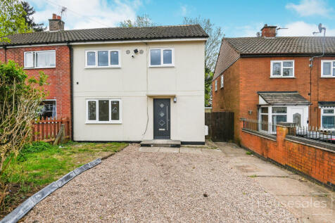 3 bedroom semi-detached house for sale