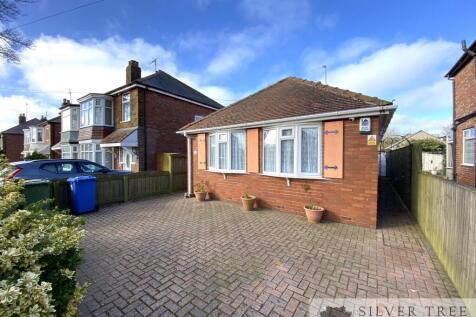 2 bedroom bungalow for sale