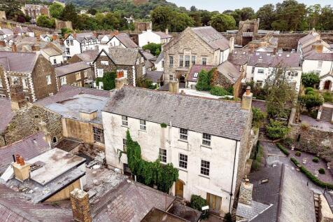 5 bedroom semi-detached house for sale