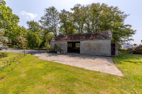 Detached house for sale