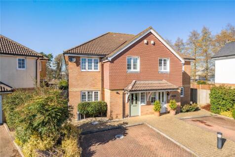 Dowding Road, Biggin Hill... 4 bed semi