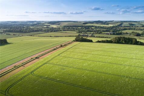 Detached house for sale