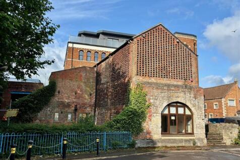 Detached house for sale