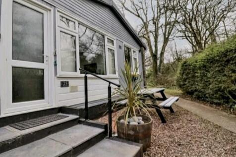 The Park, Bude, Kilkhampton EX23 2 bed chalet for sale