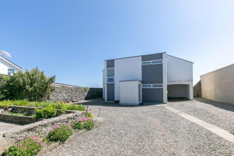 4 bedroom house for sale