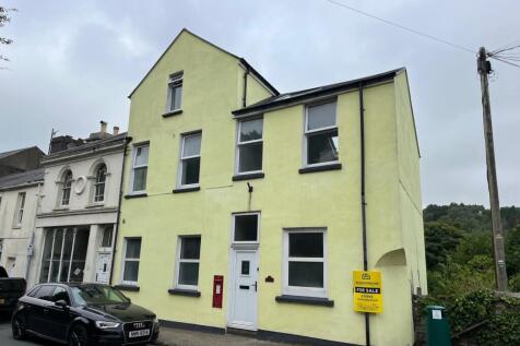 4 bedroom house for sale
