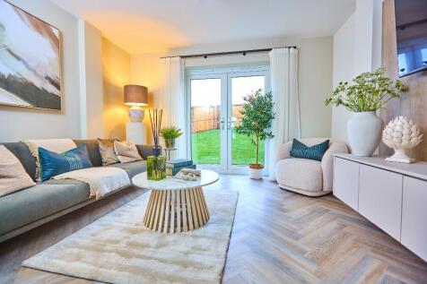 3 bedroom mews property for sale