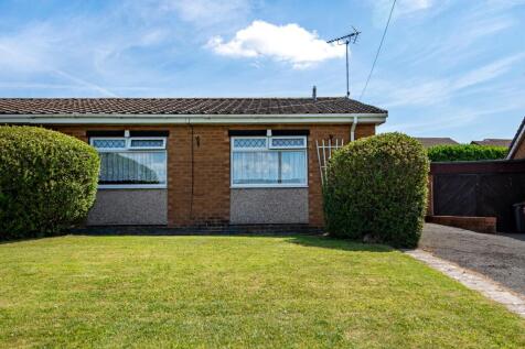 2 bedroom semi-detached bungalow for sale